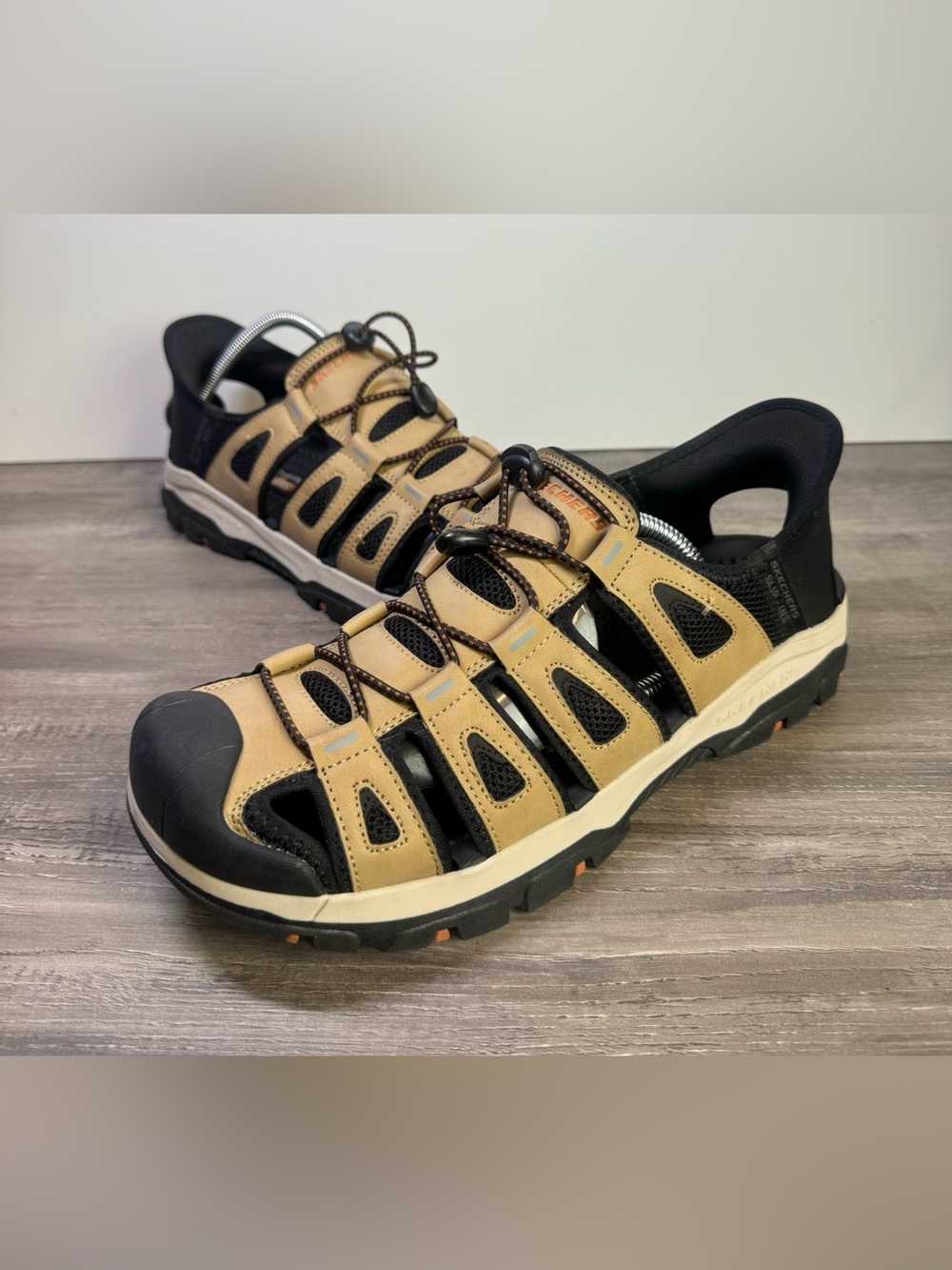 Skechers Tresmen Norvick Fisherman Hands Free Slip In sandals 10.5 IMMACULATE